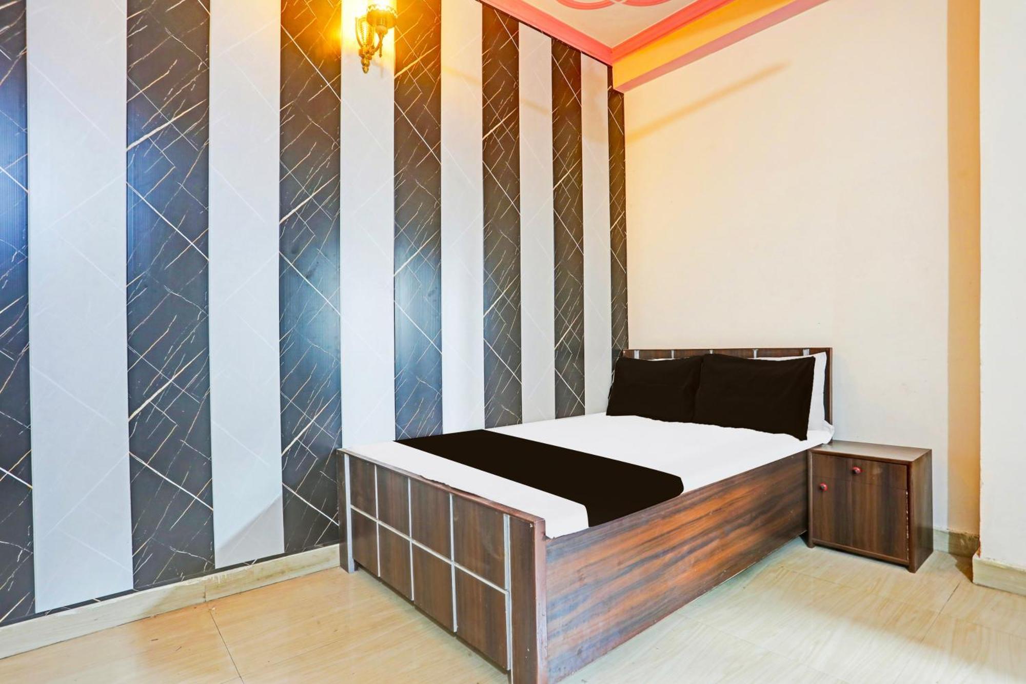 Hotel O Arvi Guest House Varanasi Luaran gambar