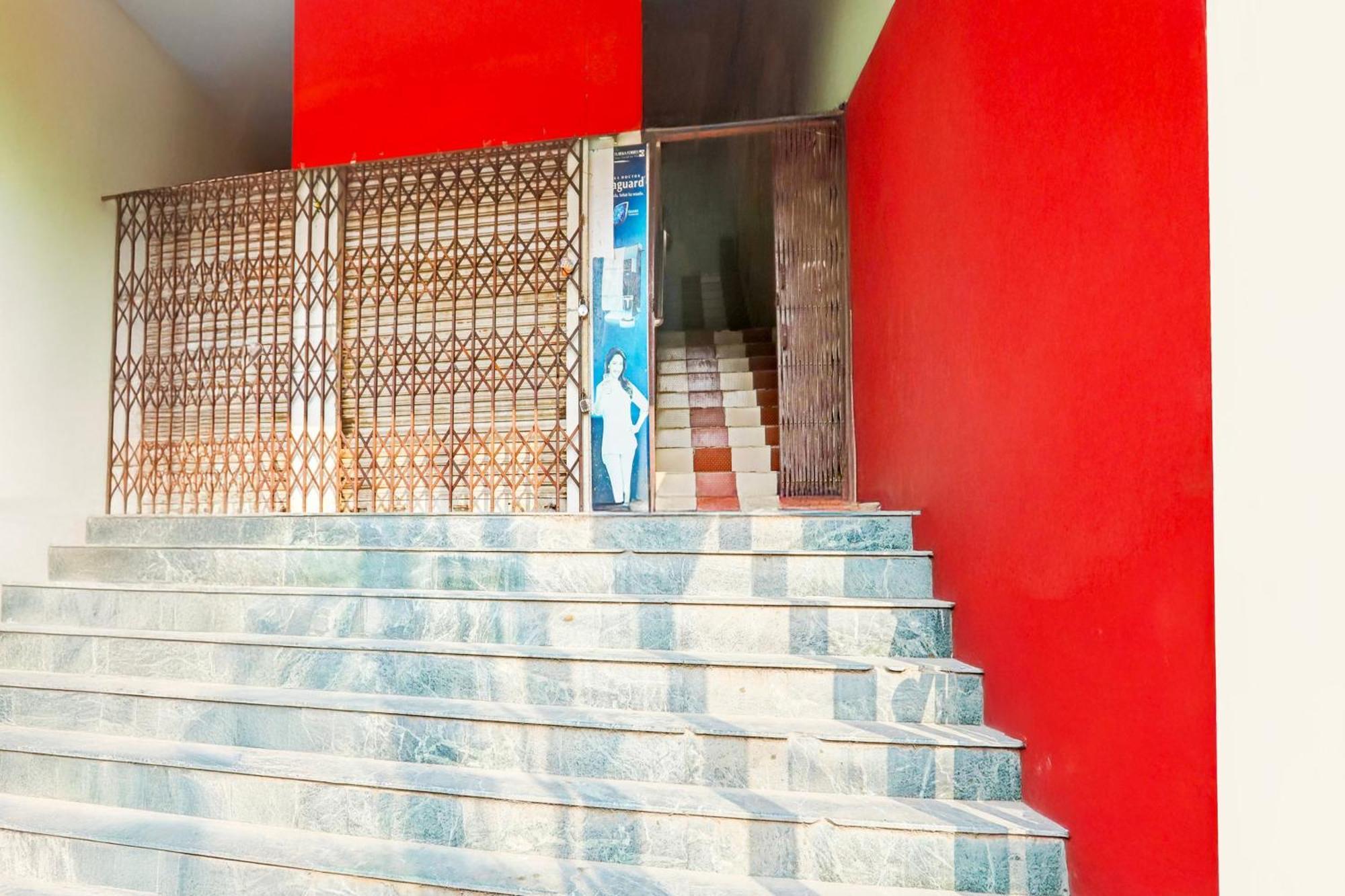 Hotel O Arvi Guest House Varanasi Luaran gambar